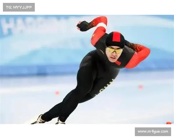 中国代表团旗手宁忠岩速滑1000米摘铜：四年努力终圆领奖台之梦